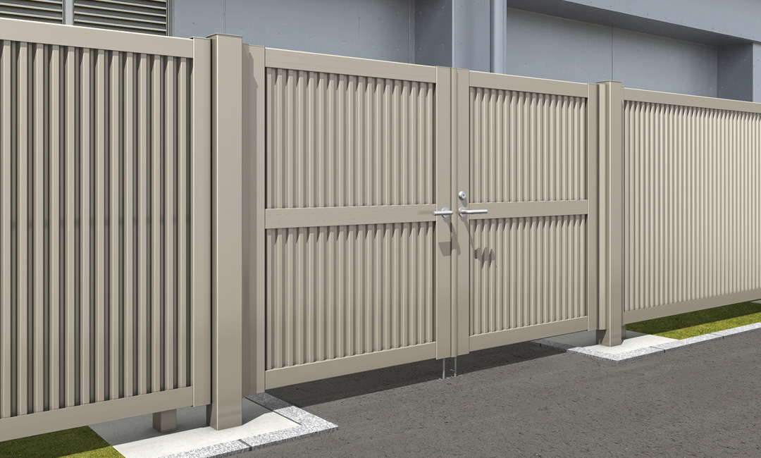 ���i����